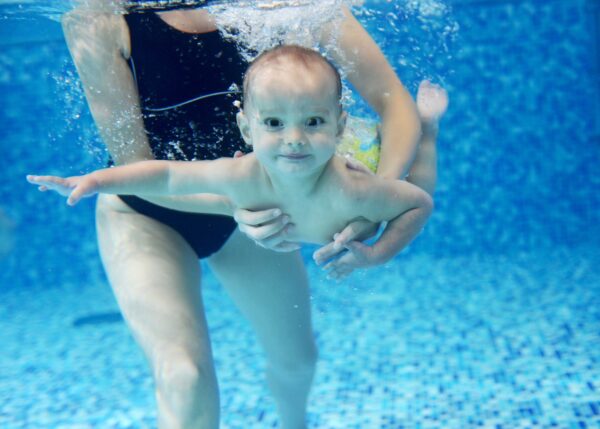 Babyschwimmen 4-9 Monate